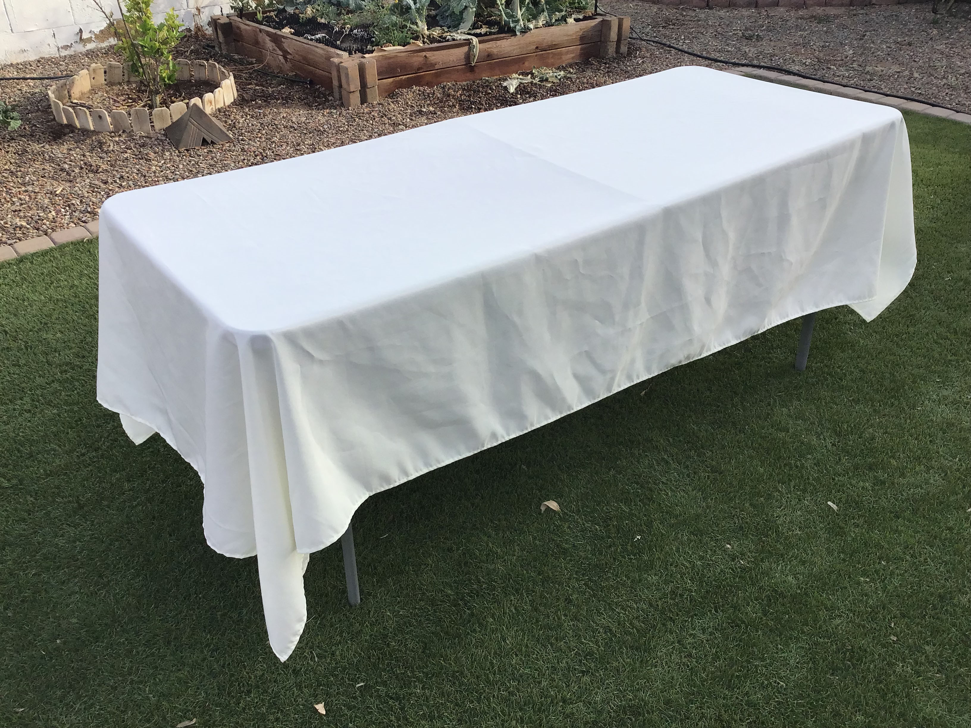 rectangle tablecloths (ivory) - 60 x 102