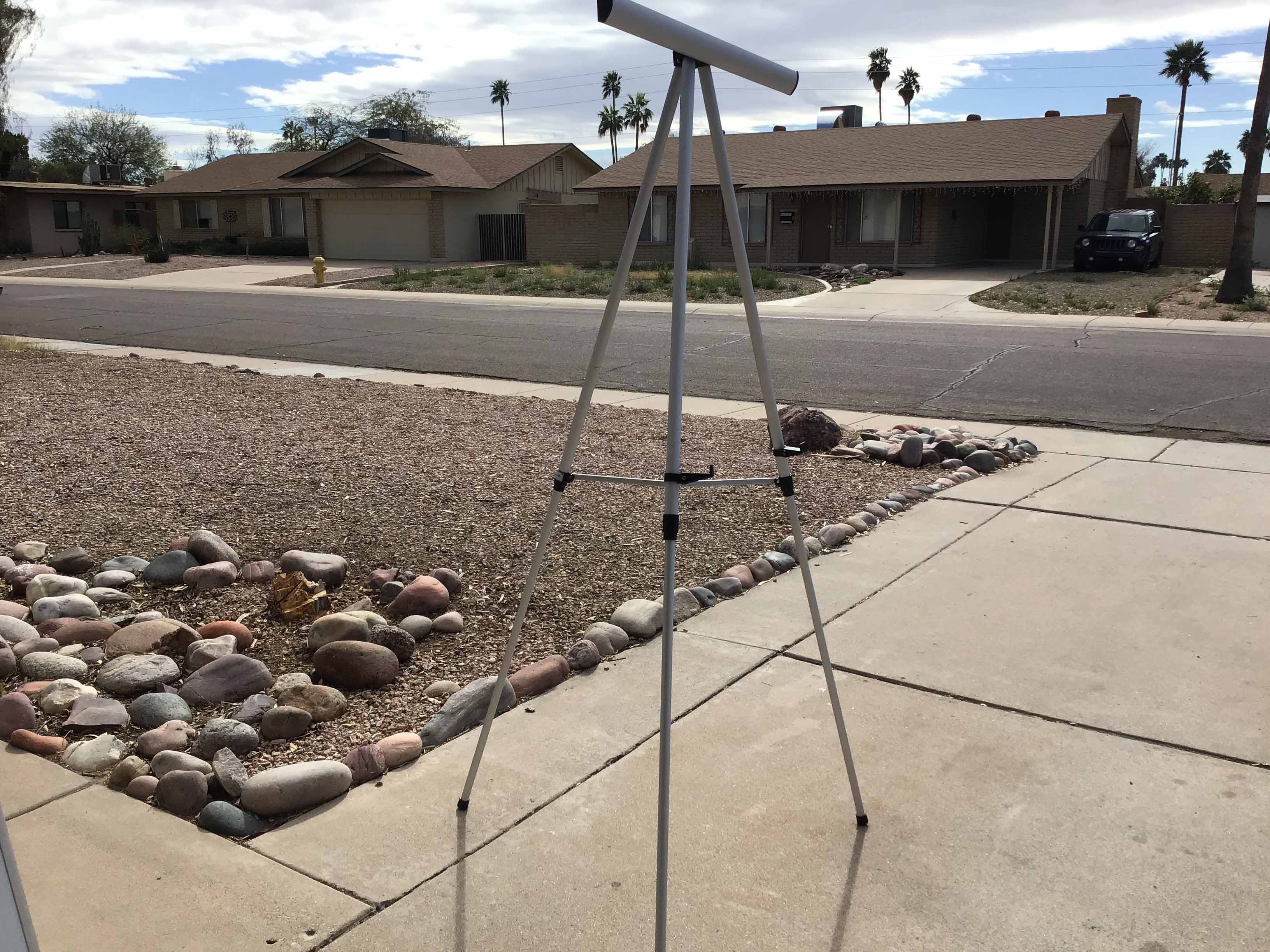 easel with pad retainer (aluminum, heavy-duty) - 37 to 69