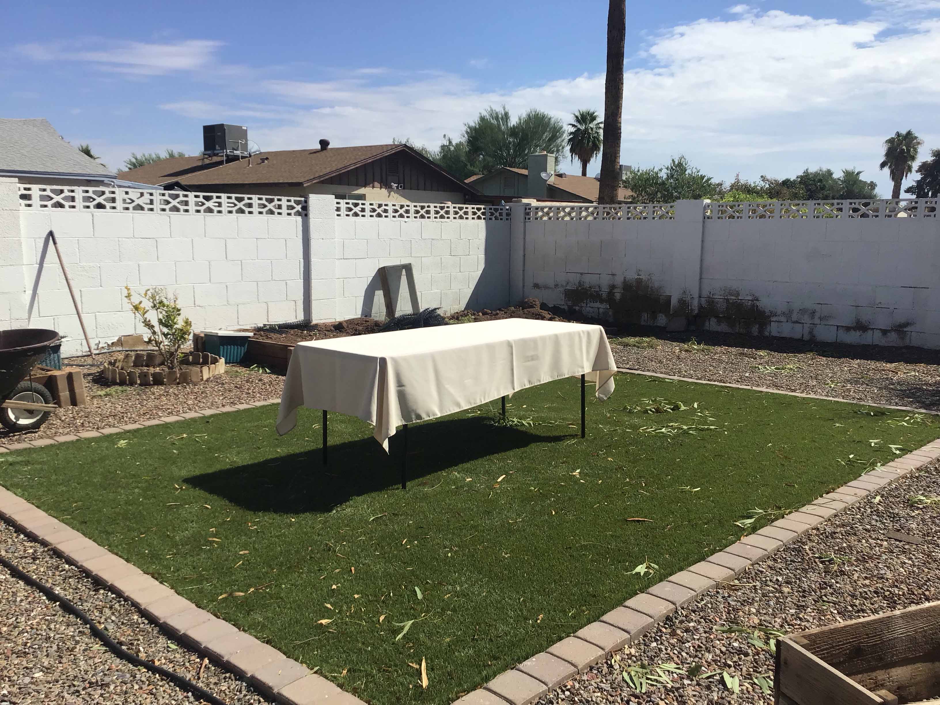 rectangle tablecloths (beige) - 60 x 102