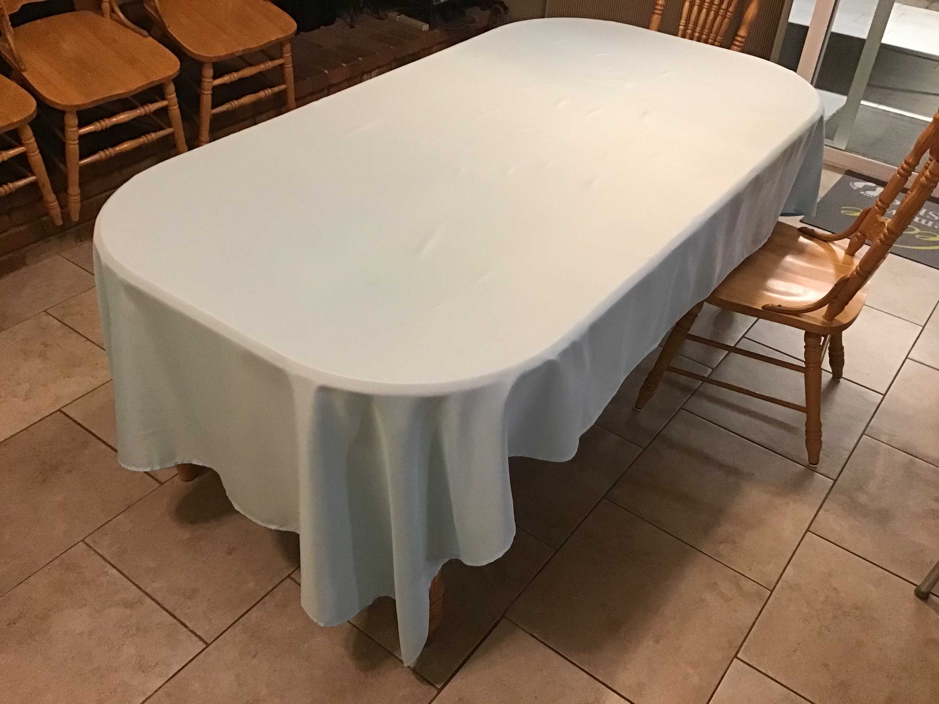 rectangle tablecloths (light blue) - 60 x 102
