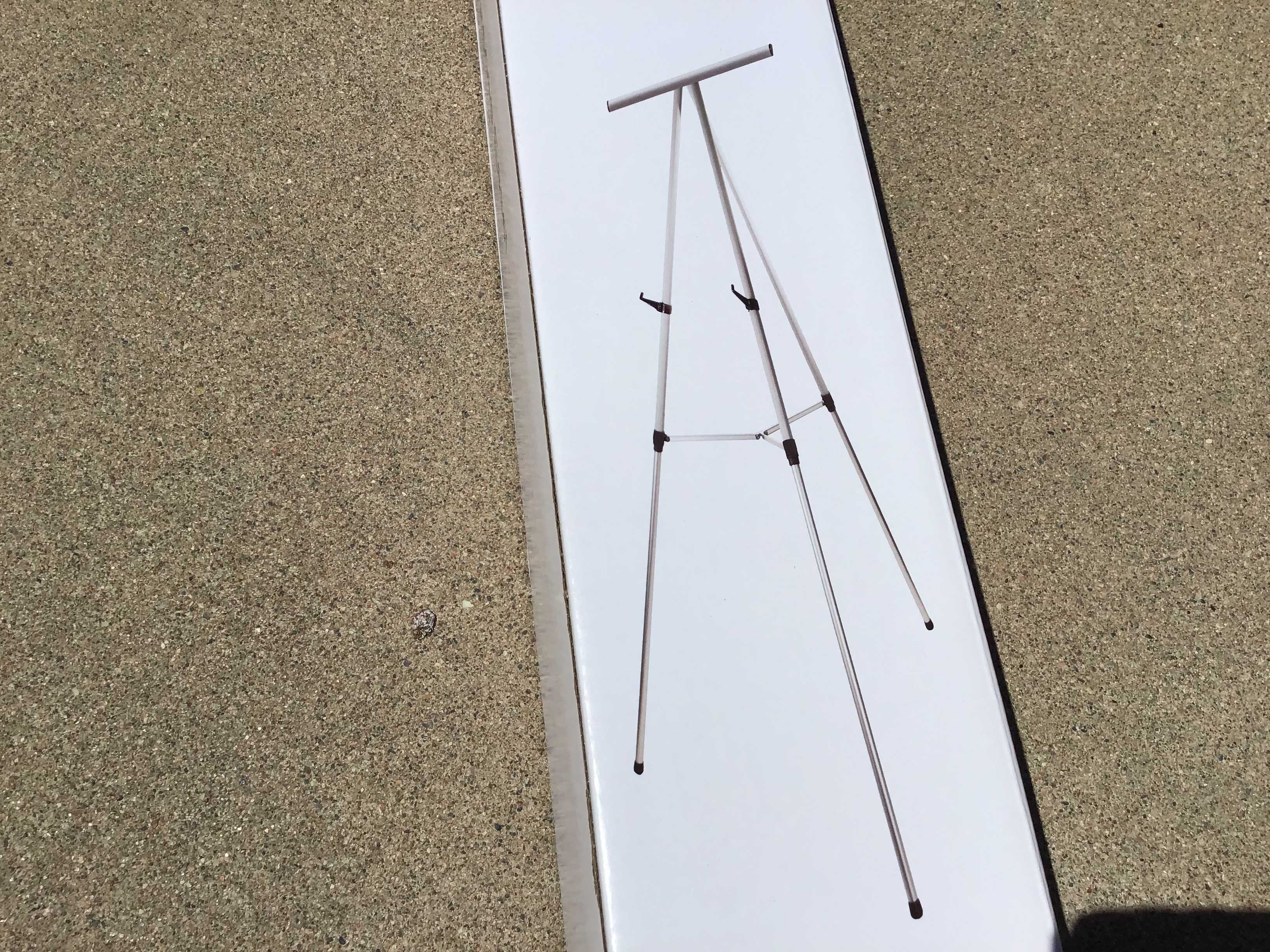 easel (aluminum, heavy-duty)