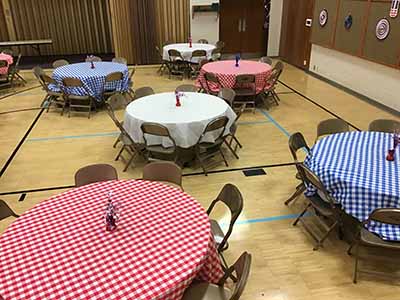 round tablecloths (white/blue buffalo plaid checkered gingham) - 108