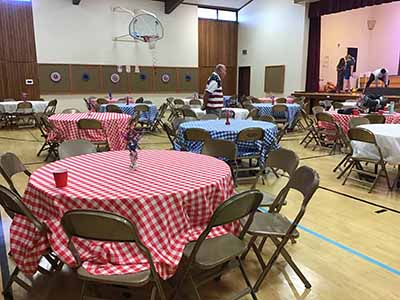 round tablecloths (white/blue buffalo plaid checkered gingham) - 108