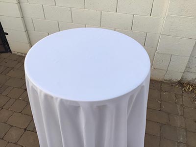 round tablecloths (white) - 108