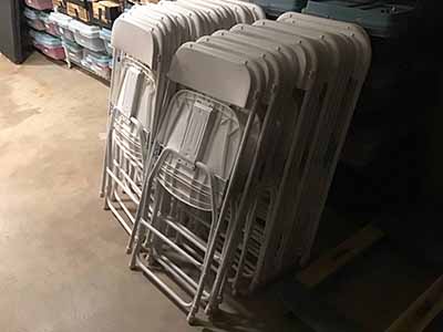 folding chairs (resin w/steel frame, white)