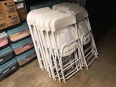 folding chairs (resin w/steel frame, white)