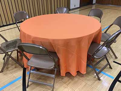 round tablecloths (orange) - 120