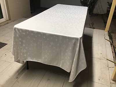 rectangle tablecloths (white; winter/Christmas snowflakes) - 55 x 102