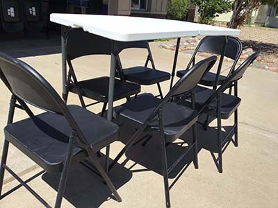 4 foot rectangle tables (adjustable heights)