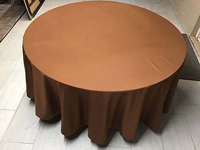 round tablecloths (cinnamon brown) - 108