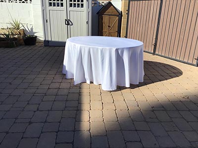 round tablecloths (white) - 120