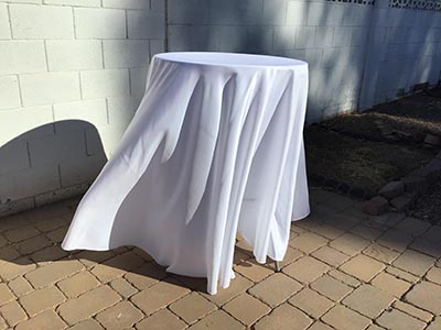 round tablecloths (white) - 120