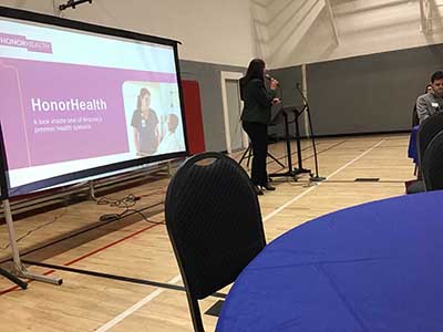 round tablecloths (royal blue) - 108