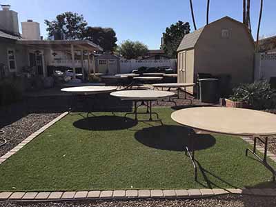 5 foot round tables (budget)