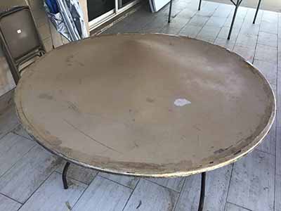 5 foot round tables (budget)