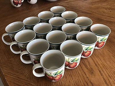 ceramic mugs (Apple Casuals collection) - 10 oz.