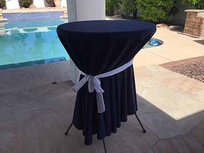 round tablecloths (navy blue) - 108