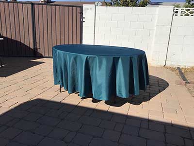 round tablecloths (peacock teal) - 108