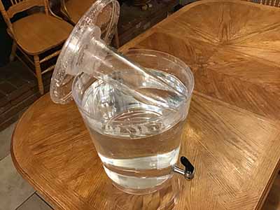 3 gallon beverage dispenser with ice core (acrylic)