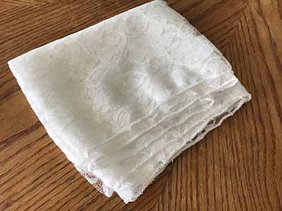 table runners (lace, white) - 14 x 108