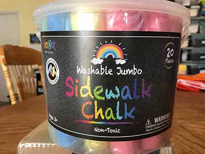 chalk bucket (20 pieces assorted colors)