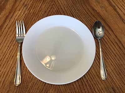 salad plates - glass (white, Oftast) - 7 1/2”