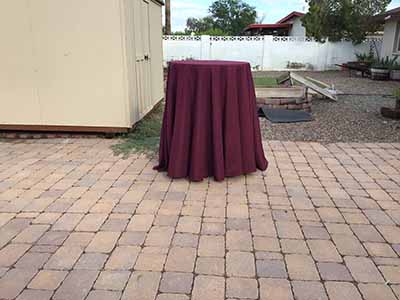 round tablecloths (cabernet) - 120