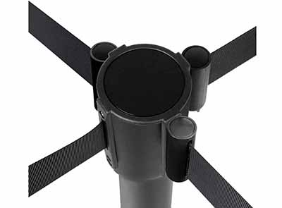 stanchion with 6.5 foot retractable belt