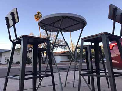 31 inch round pedestal tables