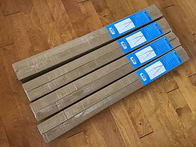 easel (black aluminum)