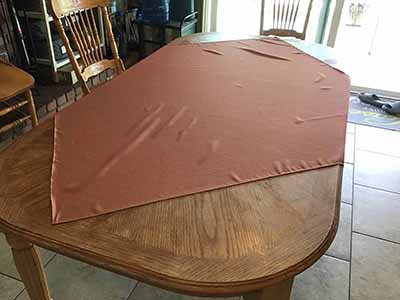 square tablecloths (terracotta/rust) - 54