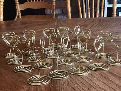 table top card/sign holders (heart-shaped, gold metal)