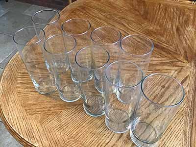 cylindical glass vase - 9 x 3.25