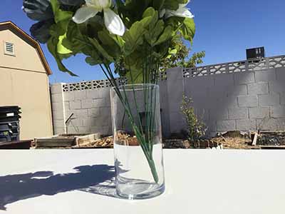 cylindrical glass vase - 7.25 x 3.25