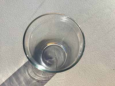 cylindrical glass vase - 7.25 x 3.25
