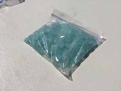 decorative gems (5 bags of different-colored glass gems)