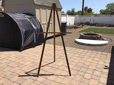 easel (wood) - 70