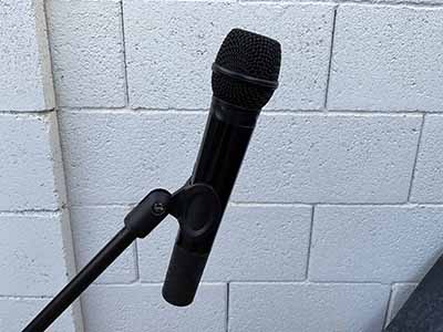 tripod microphone stand