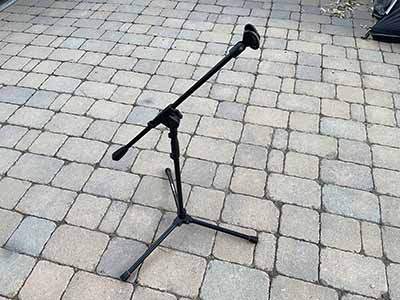 tripod microphone stand