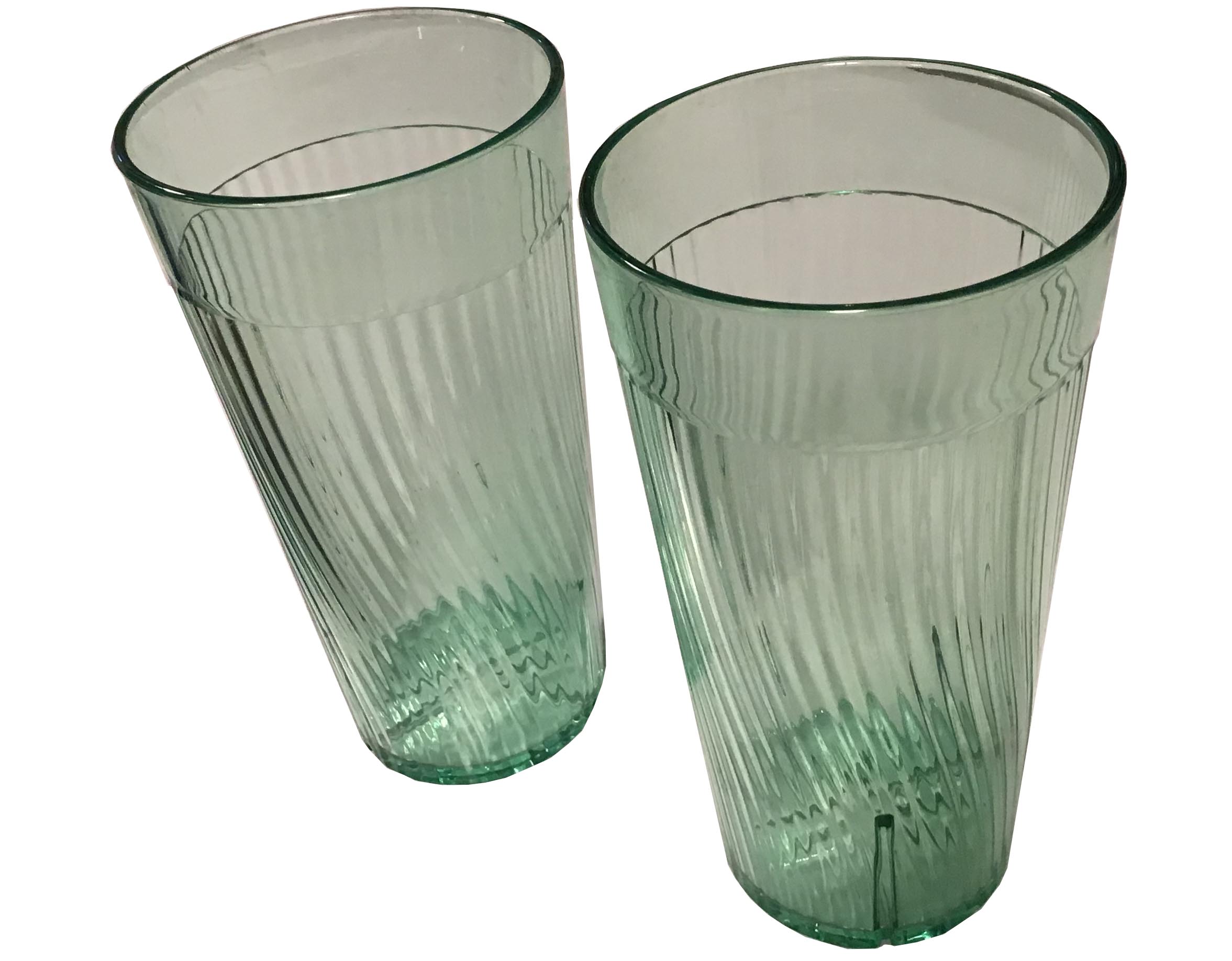 drinking glasses (plastic)